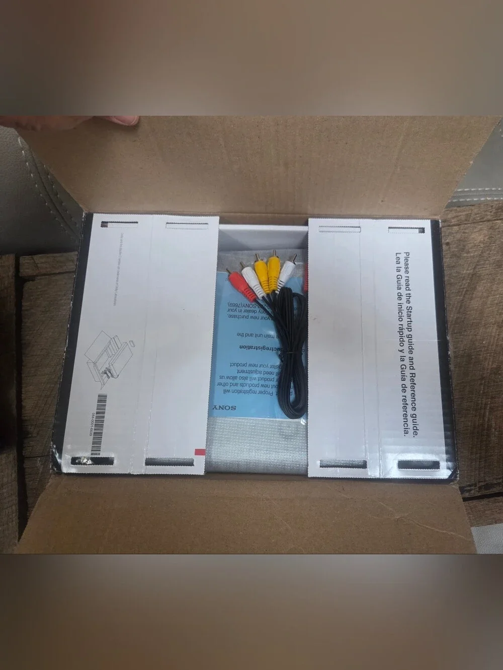 NIB Sony Black Ultra Slim DVD Player ~ Bin SS